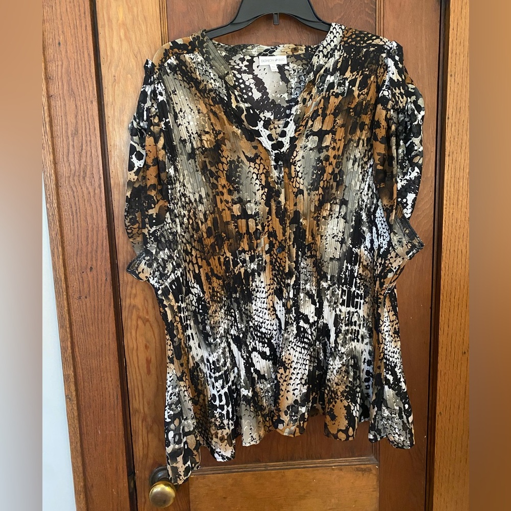 Fashion Bug Top with Epaulet Sleeves